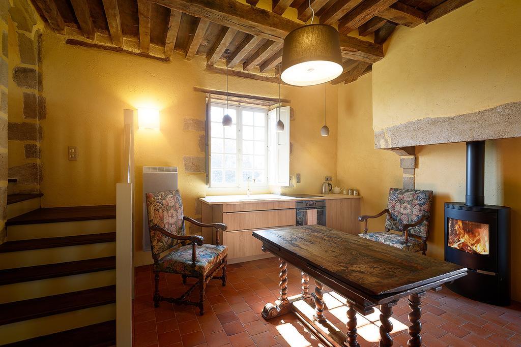 La Porterie Souvigny Bagian luar foto